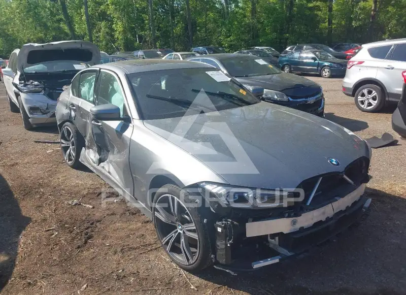 2024 BMW 330 фото