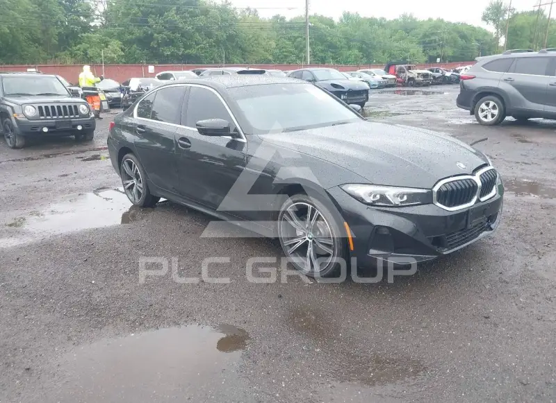 2024 BMW 330 photo
