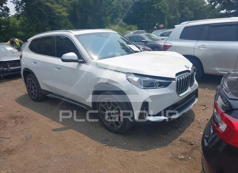 2024 BMW X1 фото