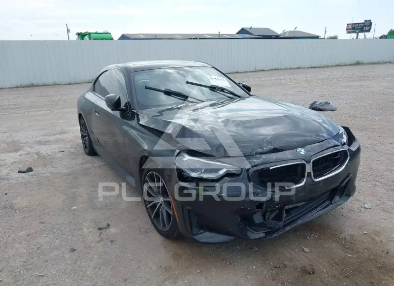 2024 BMW 230 photo