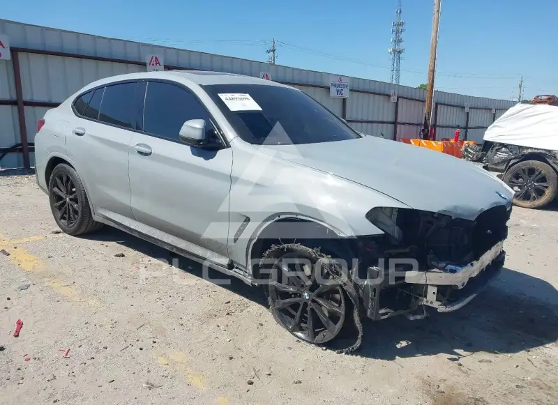 2024 BMW X4 photo