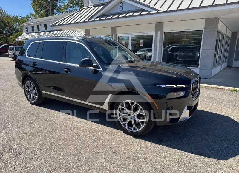 2024 BMW X7 фото