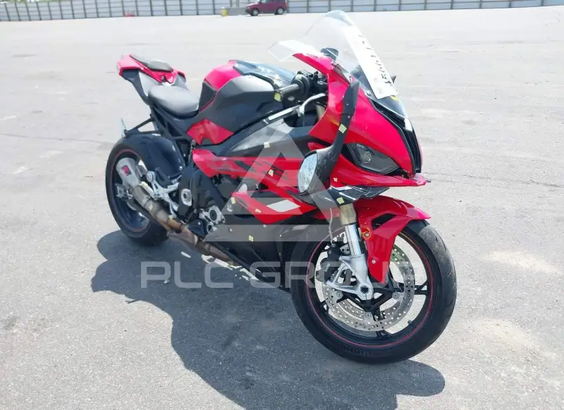 2024 BMW S1000 фото