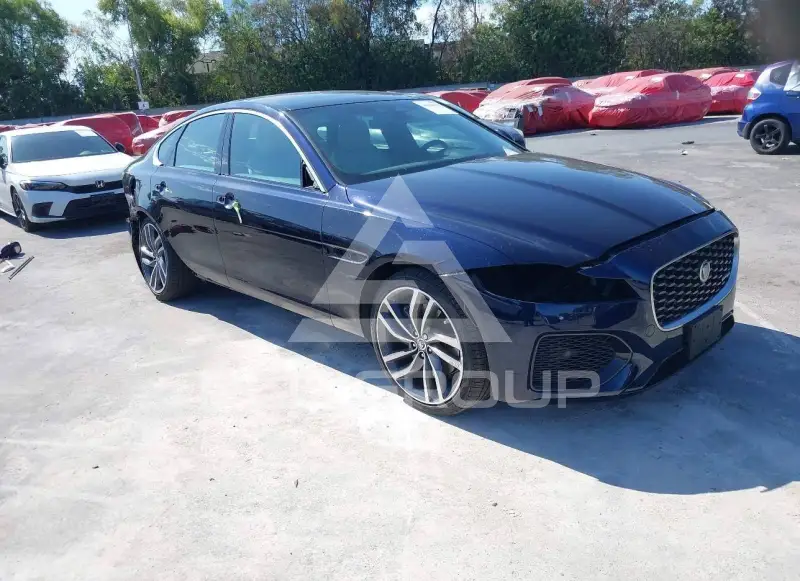 2024 Jaguar XF фото