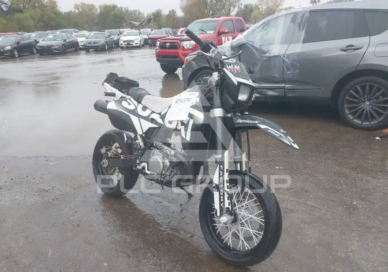 2024 Suzuki DR-Z400 фото