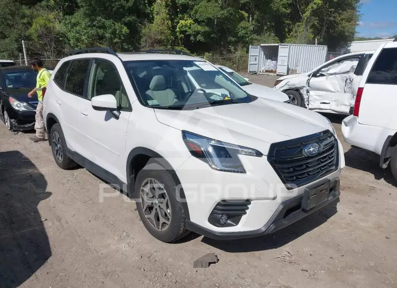2024 Subaru Forester фото