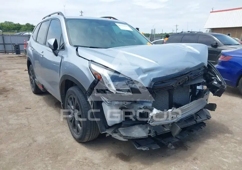 2024 Subaru Forester photo