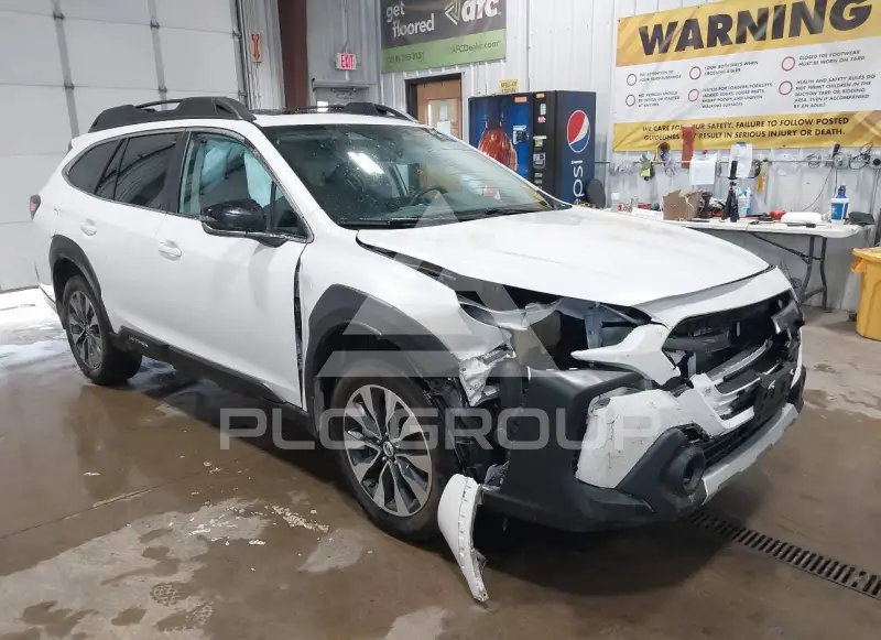 2024 Subaru Outback photo