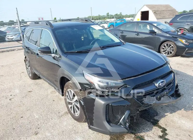 2024 Subaru Outback photo
