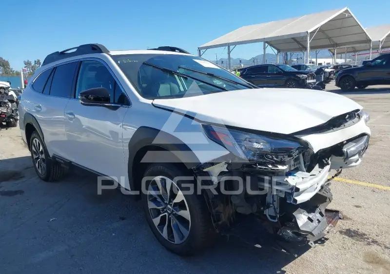 2024 Subaru Outback photo