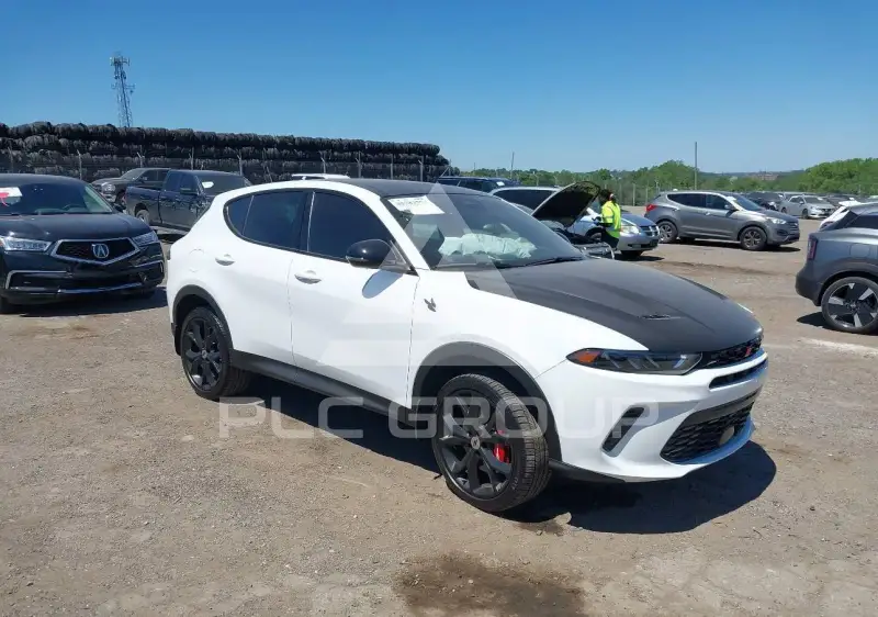 2024 Dodge Hornet Gt photo