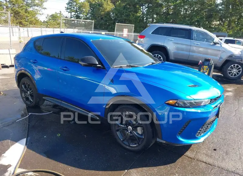 2024 Dodge Hornet Gt photo