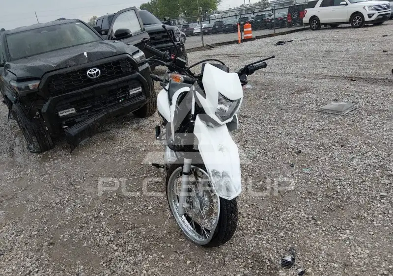 2024 Honda XR фото