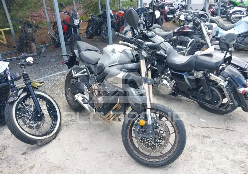 2024 Honda CB650 photo