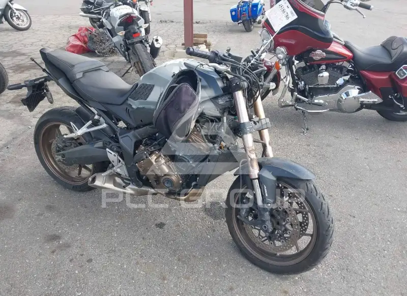 2024 Honda CB650 photo