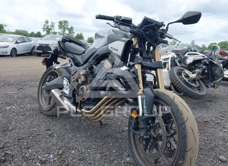2024 Honda CB650 photo