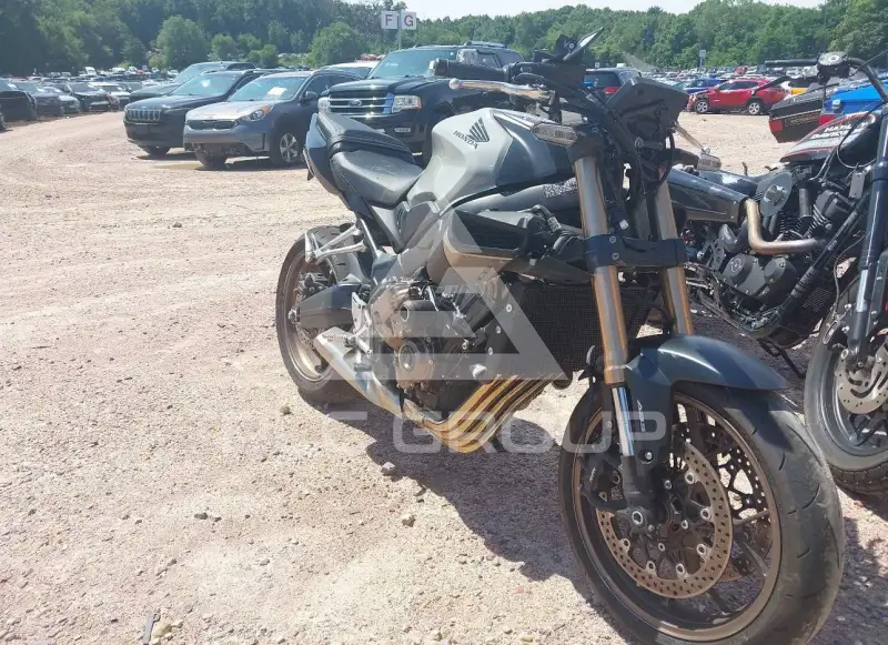 2024 Honda CB650 photo