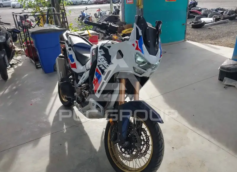 2024 Honda CRF1000 photo