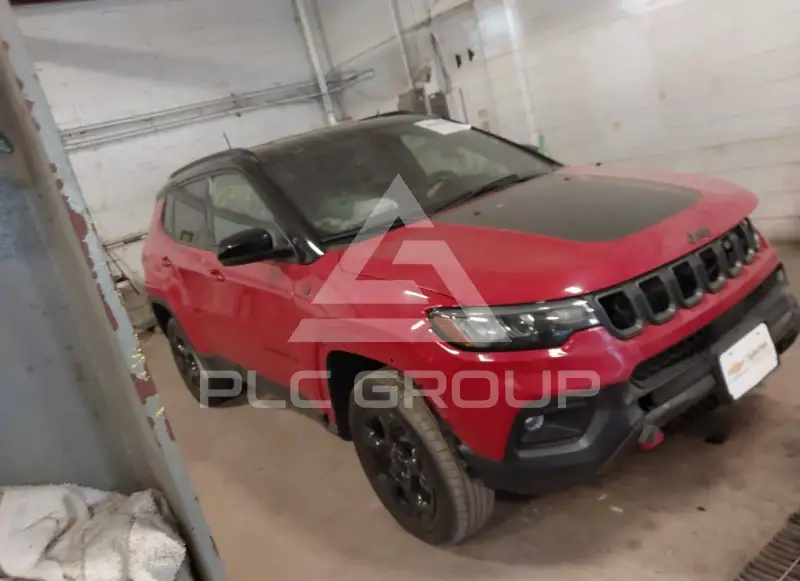 2024 Jeep COMPASS фото