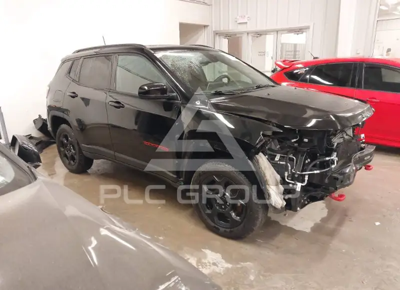 2024 Jeep COMPASS photo