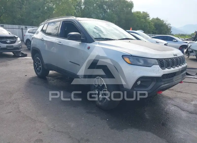 2024 Jeep COMPASS фото
