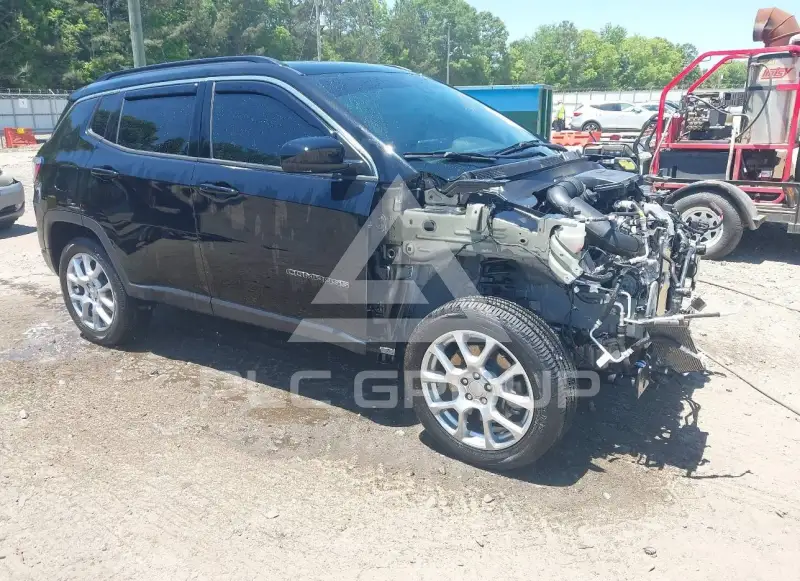 2024 Jeep COMPASS photo