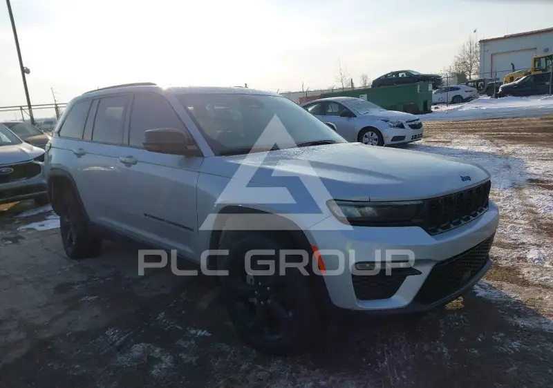 2024 Jeep Grand Cherokee фото