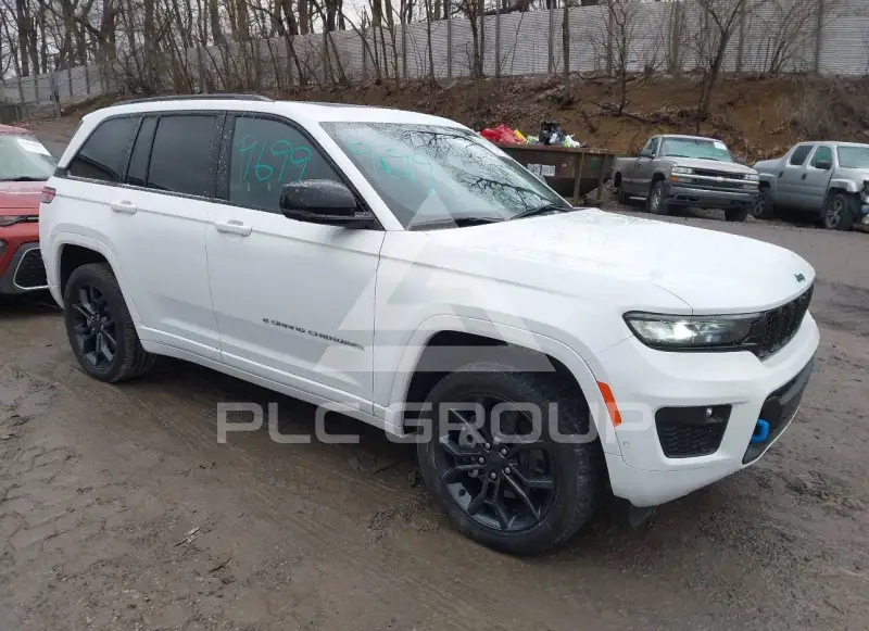 2024 Jeep Grand Cherokee photo