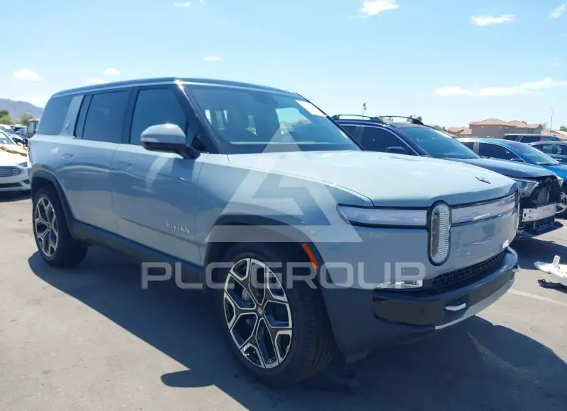 2024 Rivian R1S фото