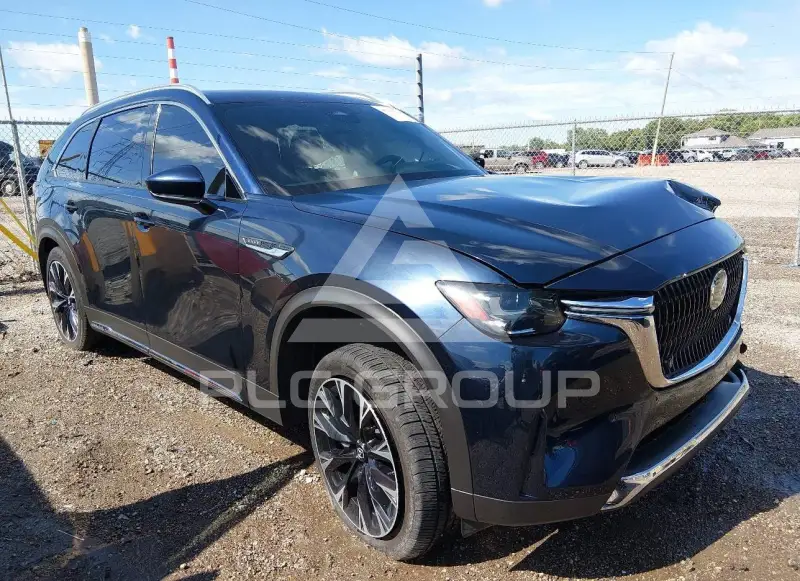 2024 Mazda CX-90 photo