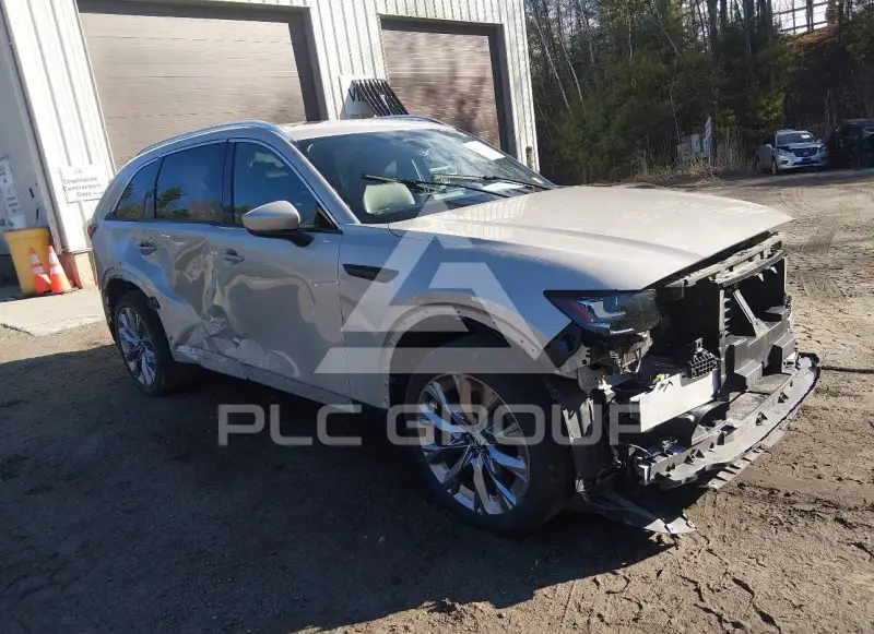 2024 Mazda CX-90 photo