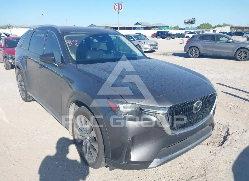2024 Mazda CX-90 photo