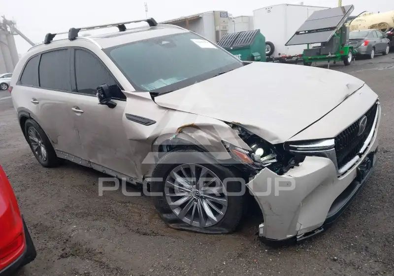 2024 Mazda CX-90 photo