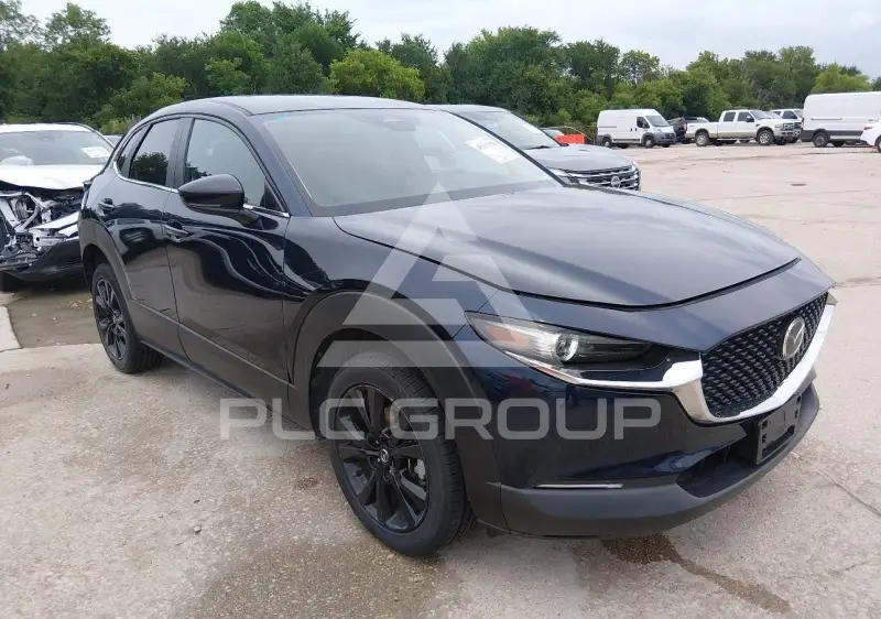 2024 Mazda CX-30 фото