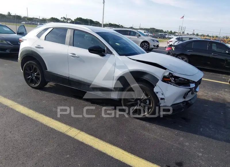 2024 Mazda CX-30 фото