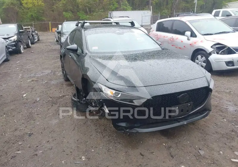 2024 Mazda 3 photo