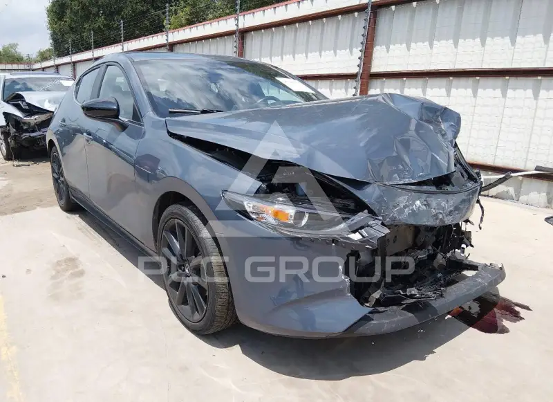 2024 Mazda 3 фото