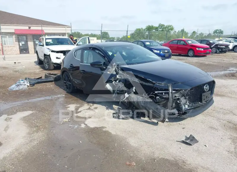 2024 Mazda 3 photo