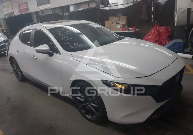 2024 Mazda 3 фото