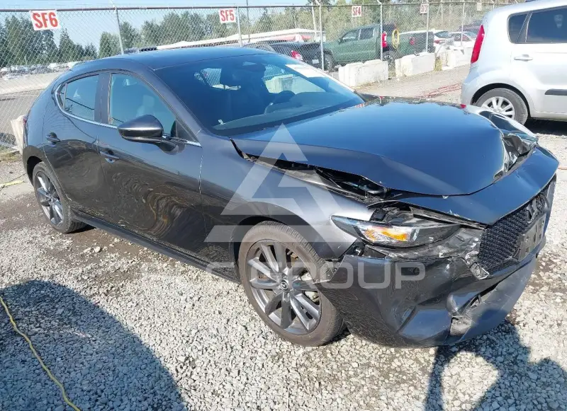 2024 Mazda 3 photo
