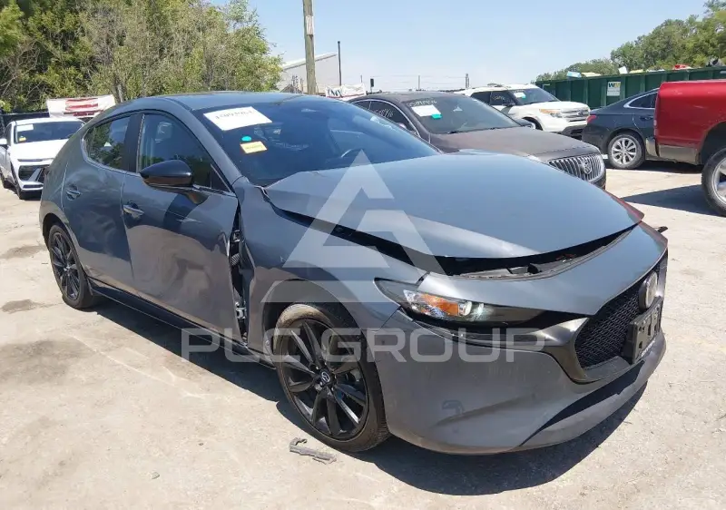2024 Mazda 3 фото