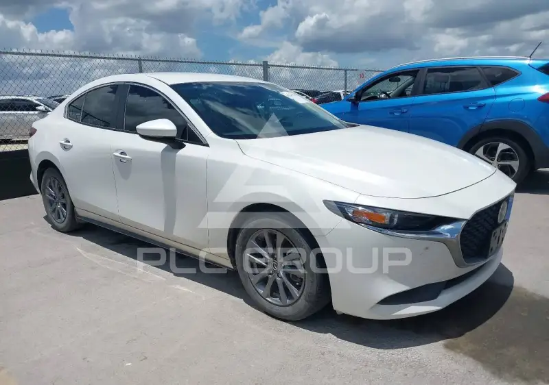 2024 Mazda 3 фото