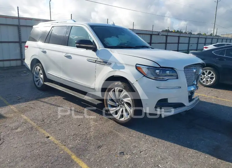 2024 Lincoln NAVIGATOR фото
