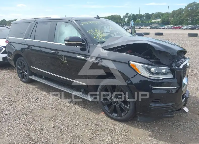 2024 Lincoln NAVIGATOR фото