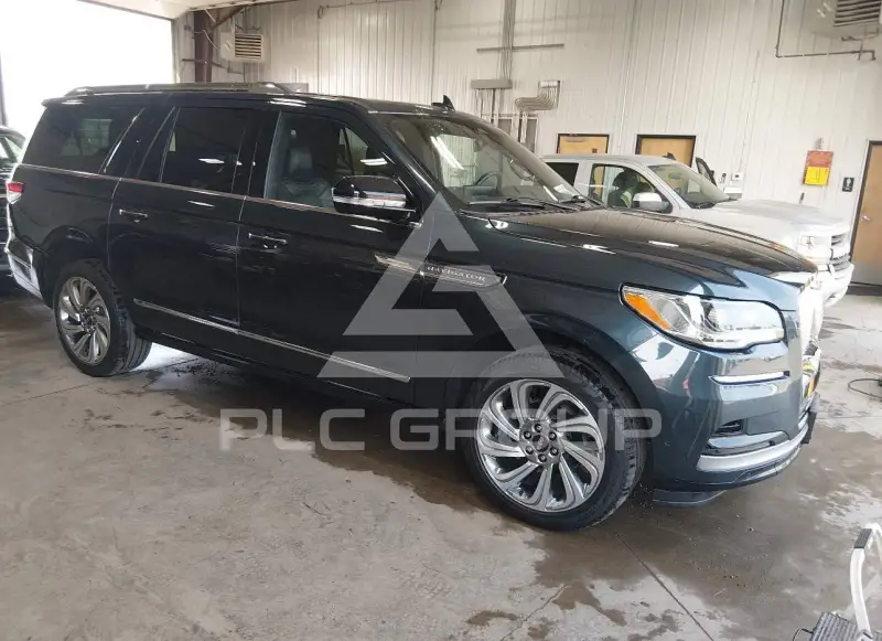2024 Lincoln NAVIGATOR фото