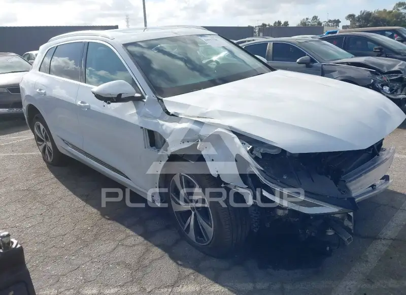 2024 Audi Q8 фото