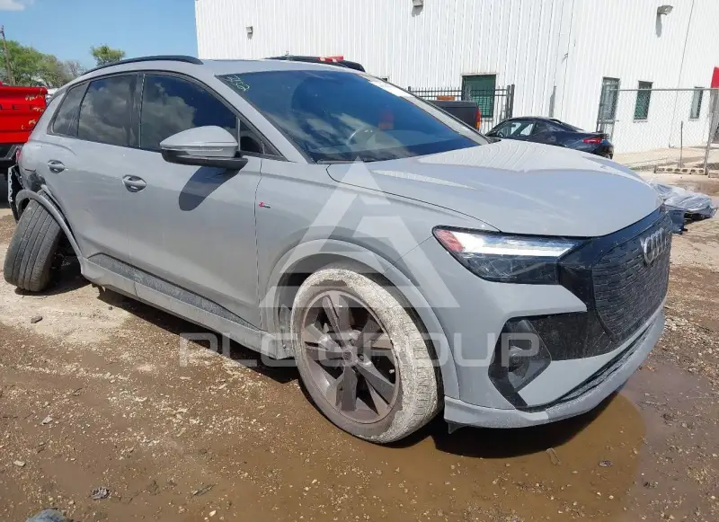 2024 Audi E-TRON фото