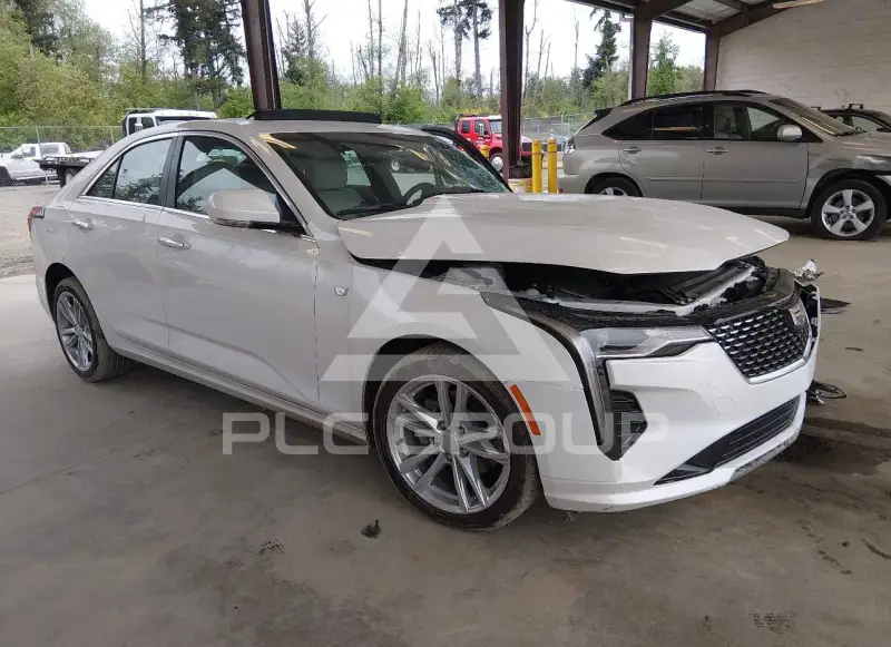 2024 Cadillac CT4 photo