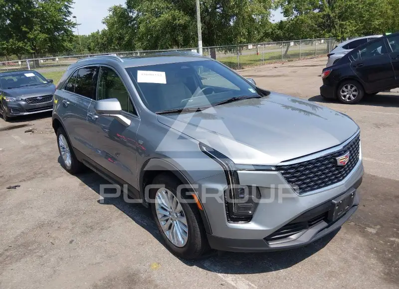 2024 Cadillac XT4 фото