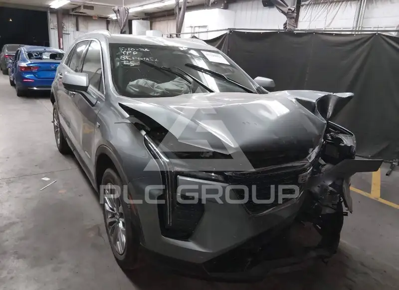 2024 Cadillac XT4 фото
